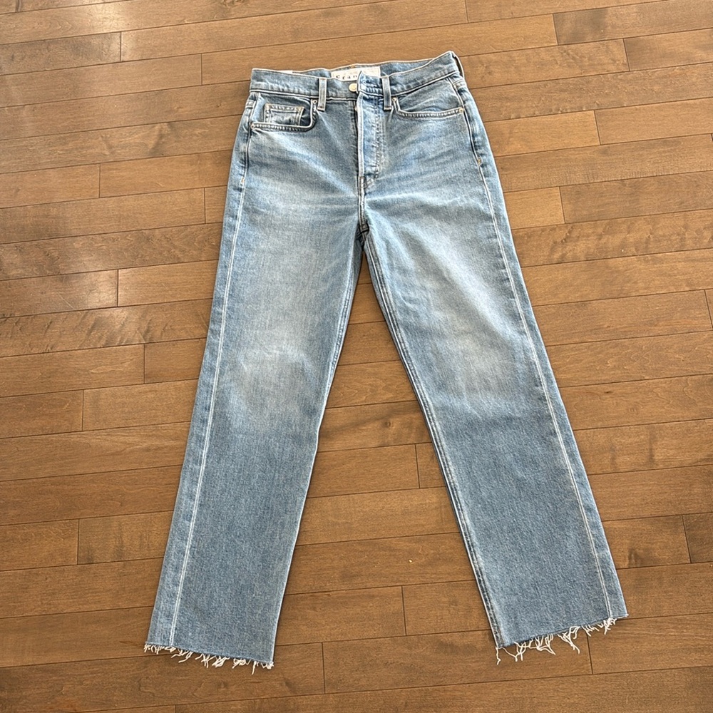 NWOT Frank & Eileen Jeans, Size 26
70’s inspired mom Jean